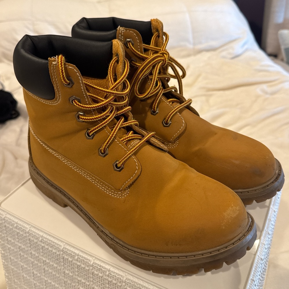 Men's Tan Work Boots